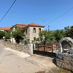Stavros Classic